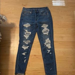 Tom girl ripped jeans